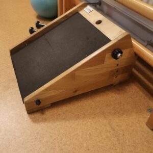 PLAN INCLINAT DIN LEMN PT INTINDEREA MUSCHILOR GAMBEI,35X45 CM,COD 453118